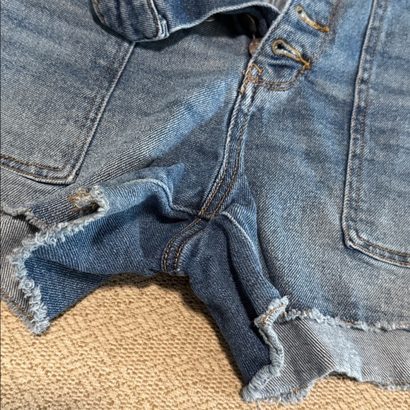 A.N.A. High Rise Denim Short Button Fly 3.5 Inseam Comfort Stretch size 10 - Picture 5 of 7